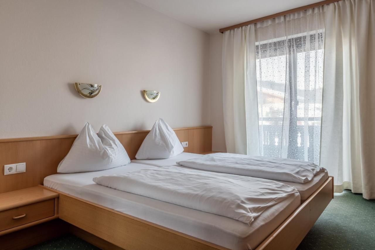 M-House Flachau Ganzes Haus Fuer 8 Personen Buitenkant foto