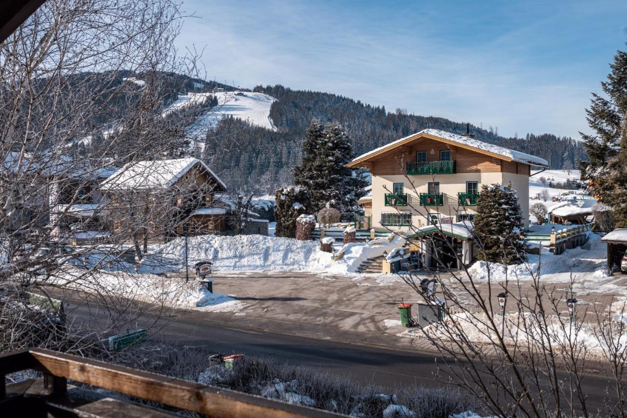 M-House Flachau Ganzes Haus Fuer 8 Personen Buitenkant foto